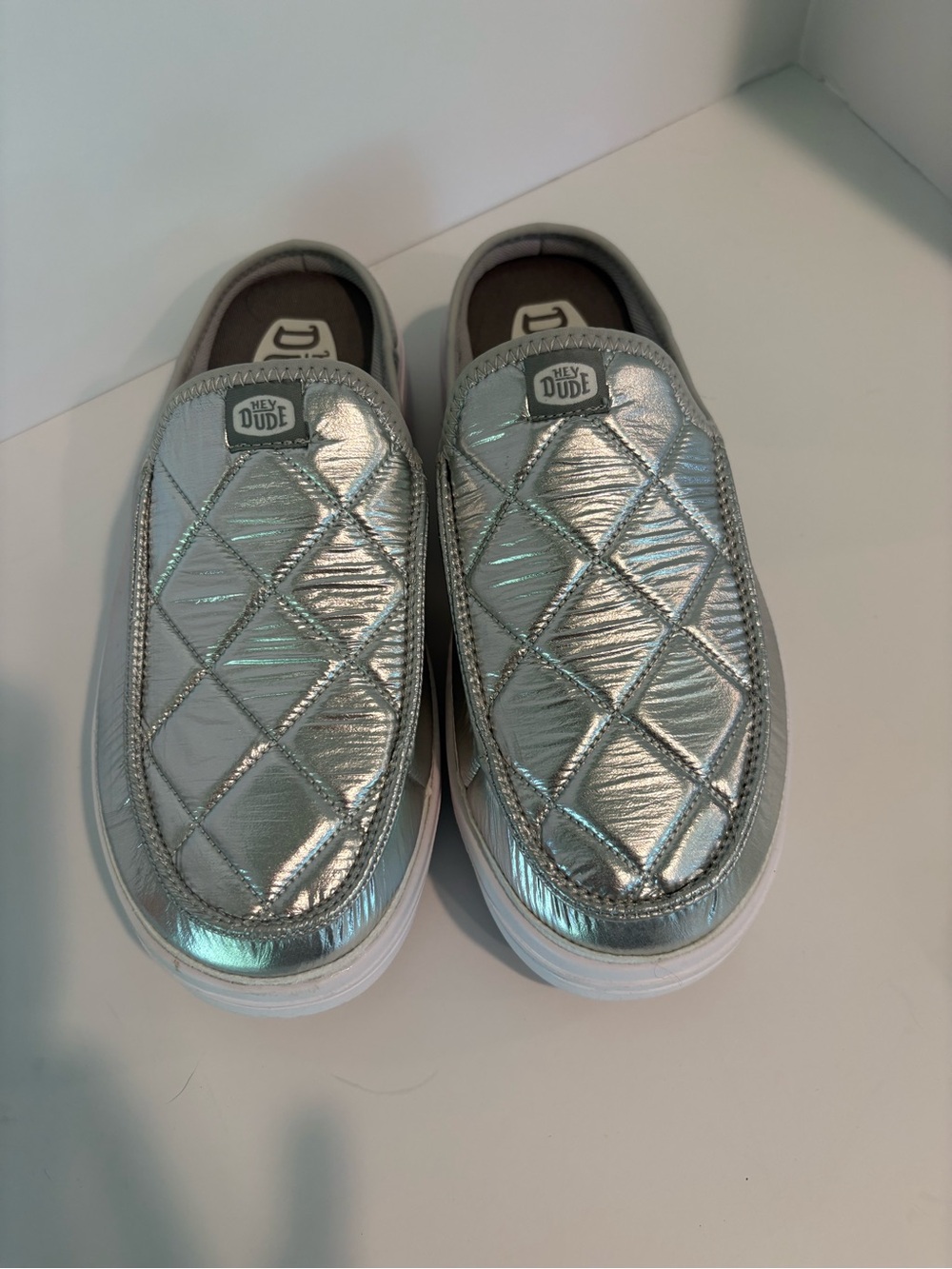Hey Dude Austin Lift Metallic Puffer Mules Size Women’s 9